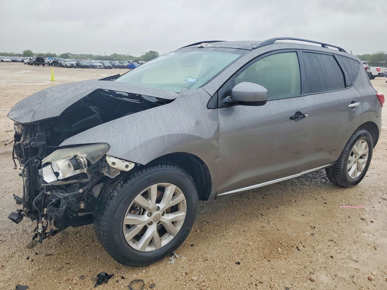 Salvage Nissan Murano Image