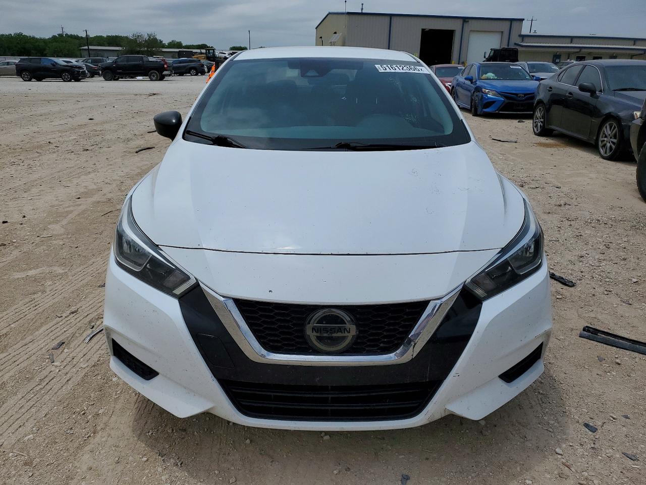 Nissan Versa S
