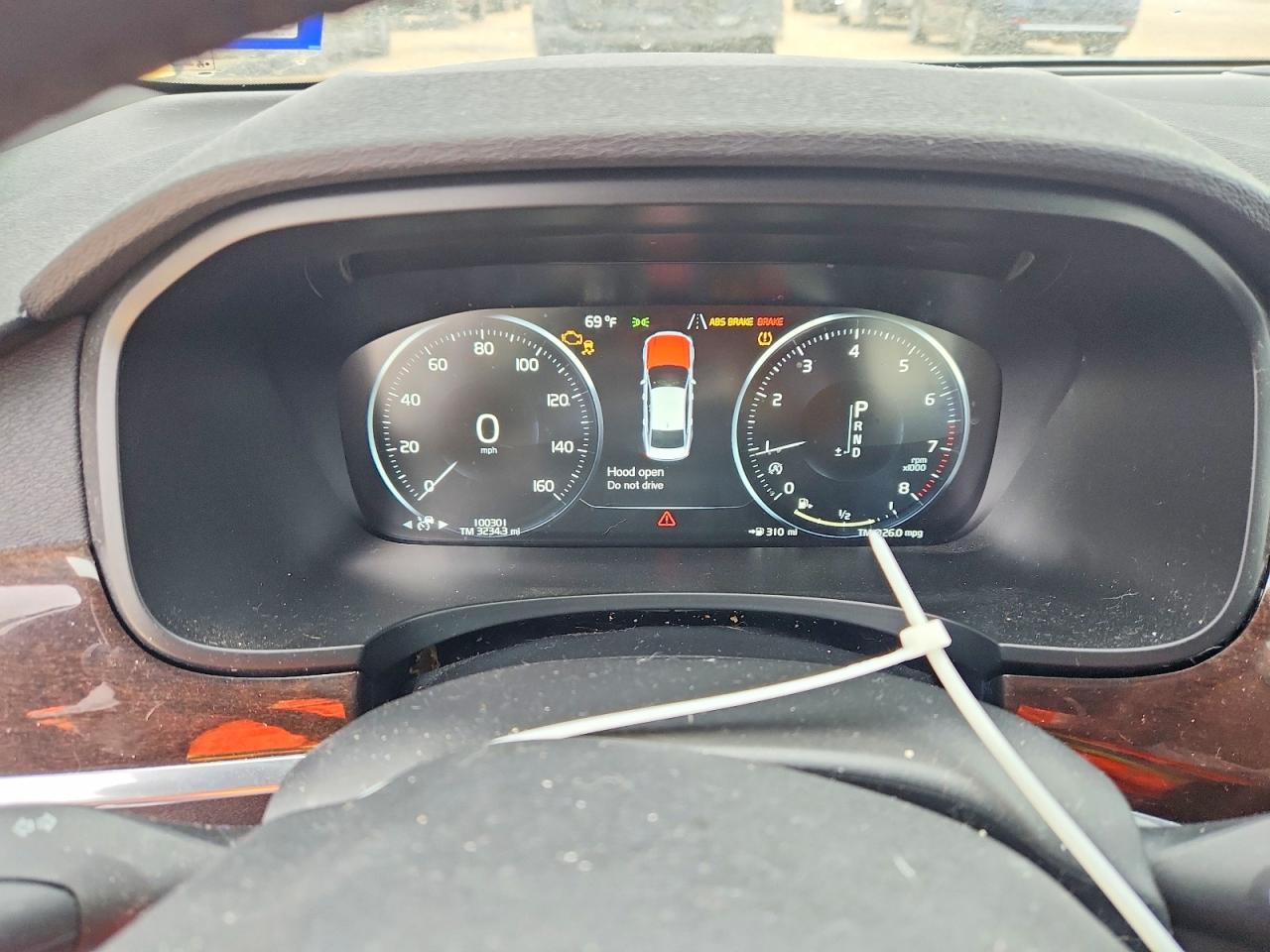 Volvo S90 T5 Momentum