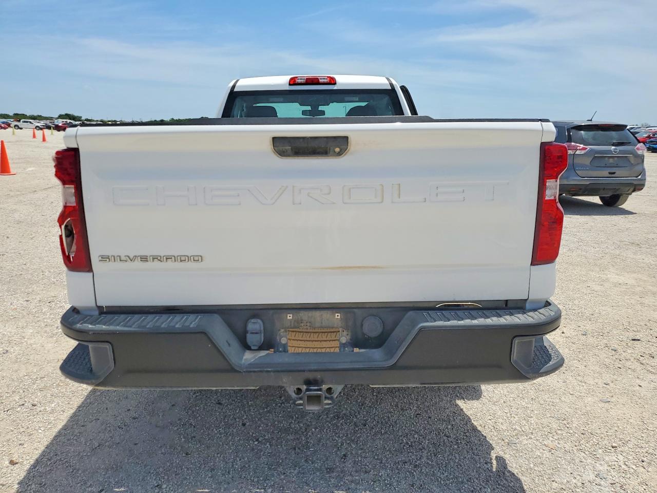 Chevrolet Silverado C1500