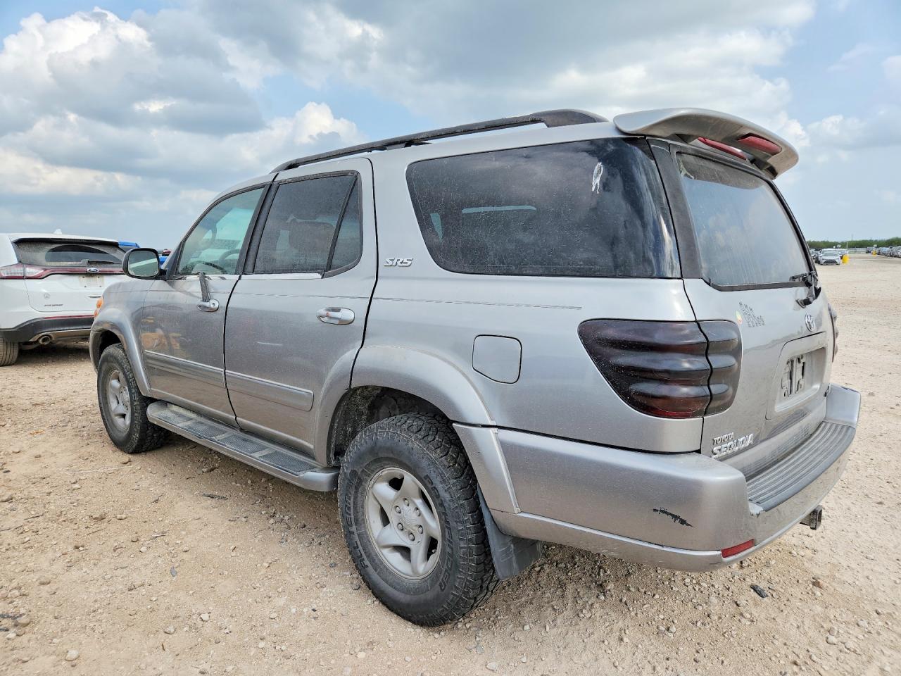 Toyota Sequoia Sr5