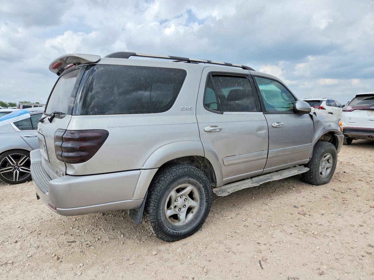 Toyota Sequoia Sr5