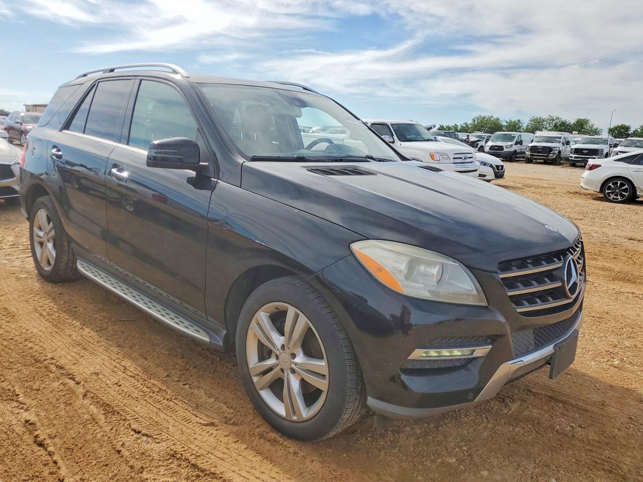 Mercedes-Benz M-Class 350