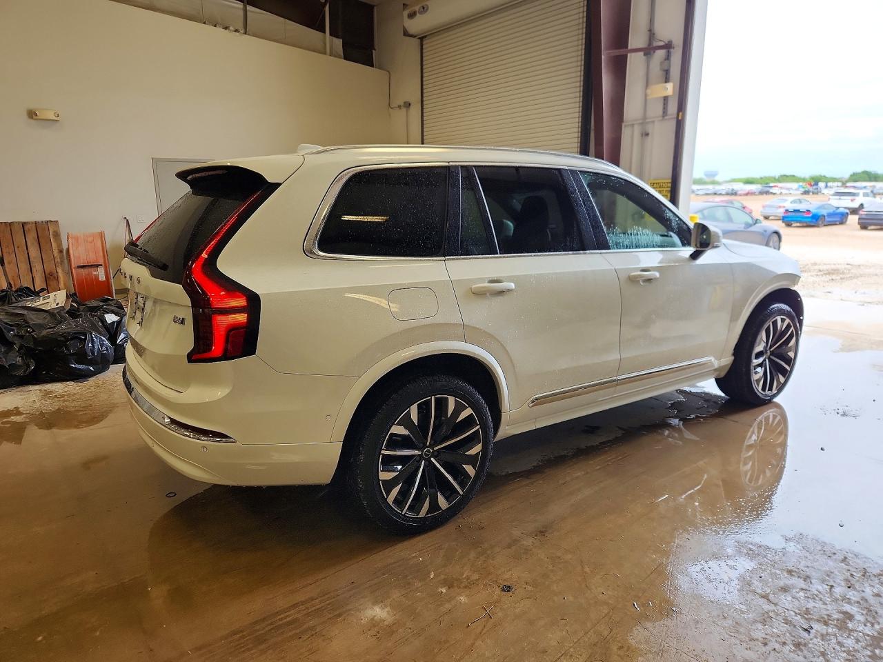 Volvo XC90 Ultra