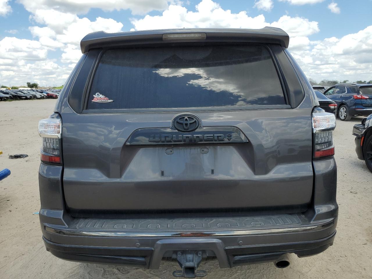 Toyota 4Runner Sr5