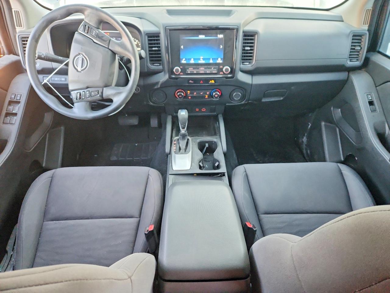 Nissan Frontier S