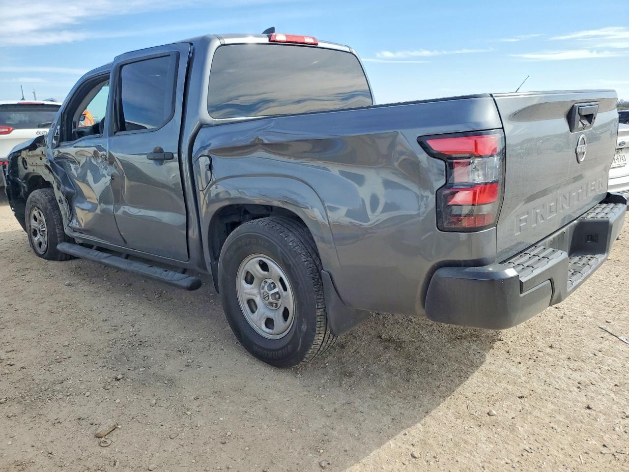 Nissan Frontier S