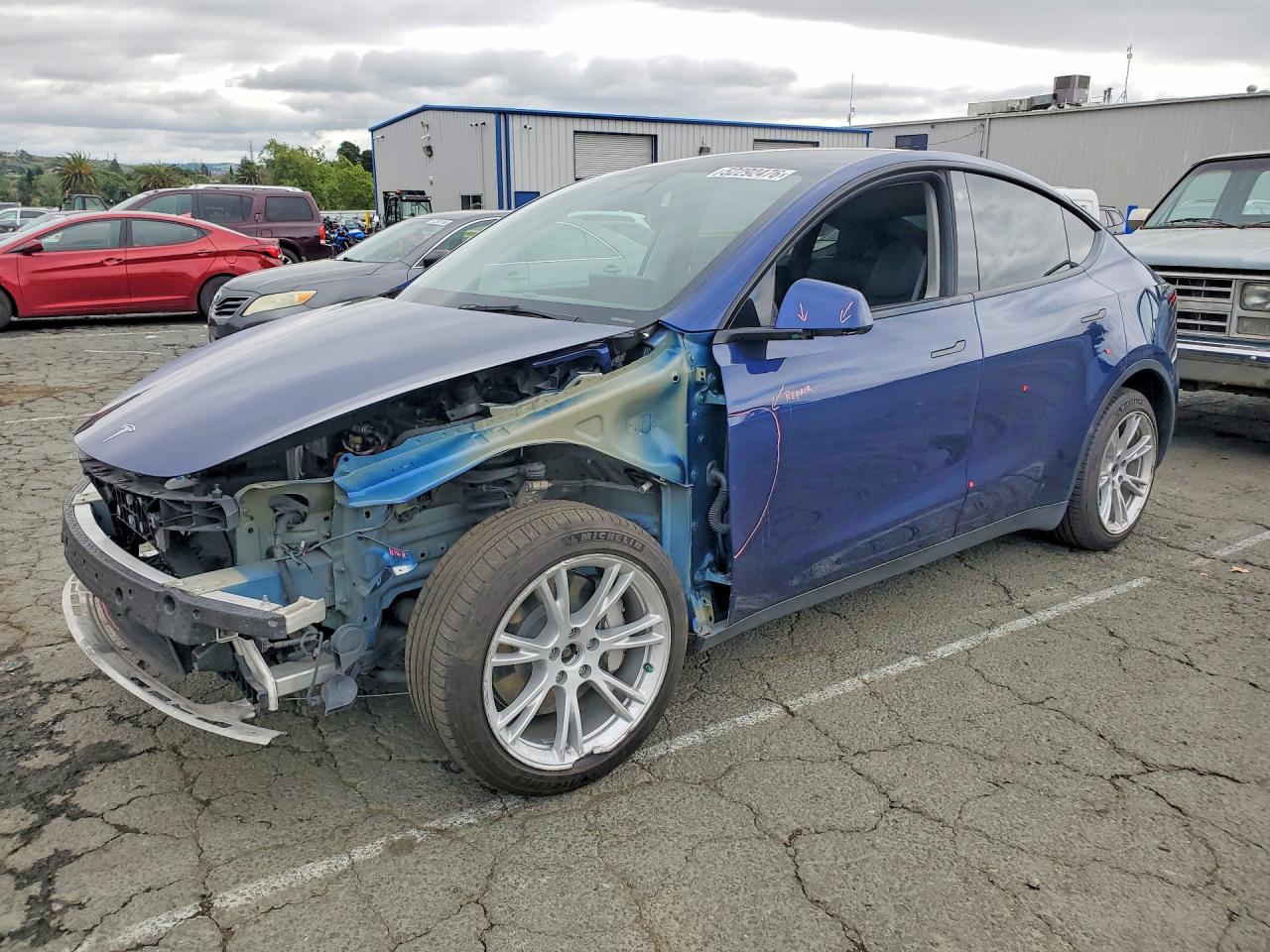 Salvage Tesla Model Y Image
