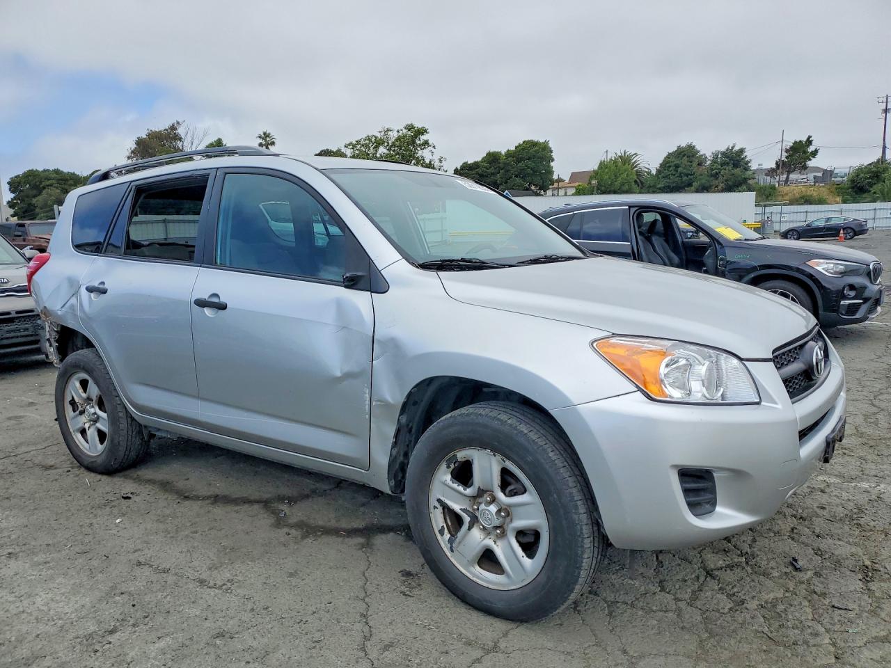 Toyota RAV4 Base