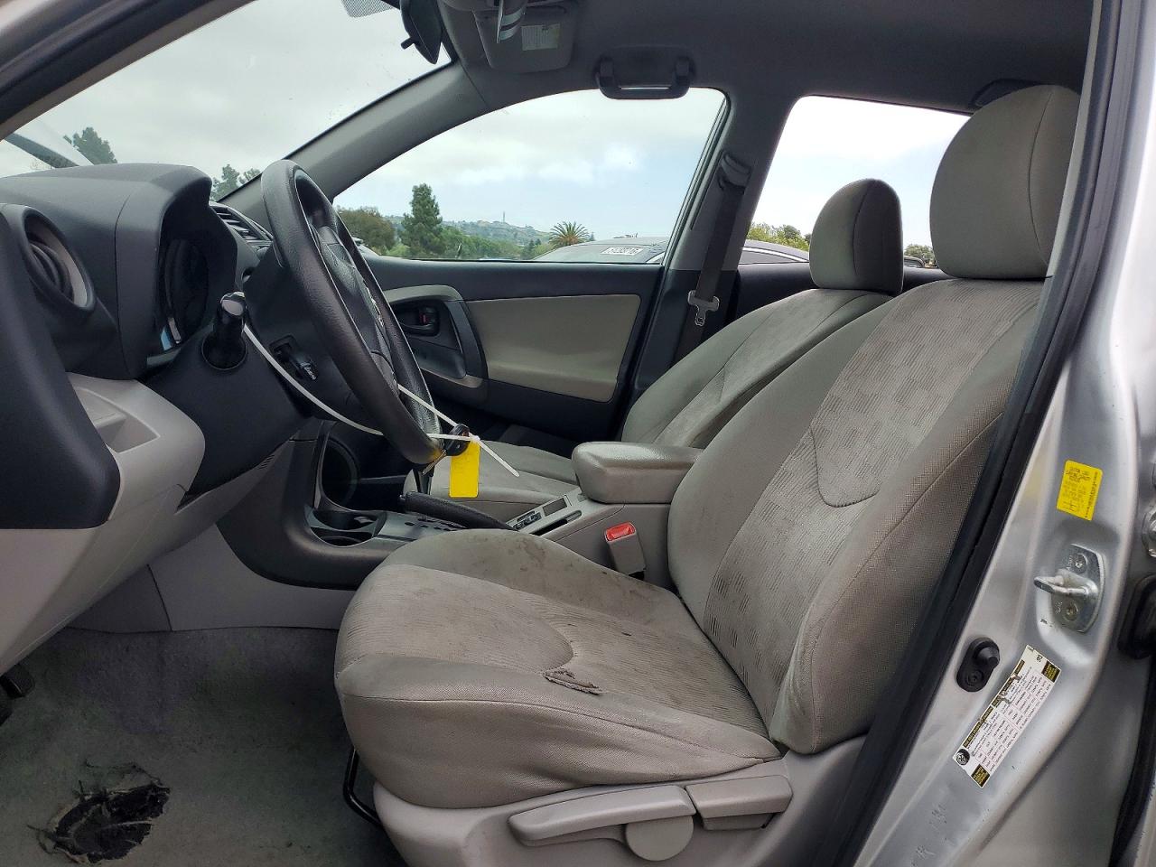 Toyota RAV4 Base