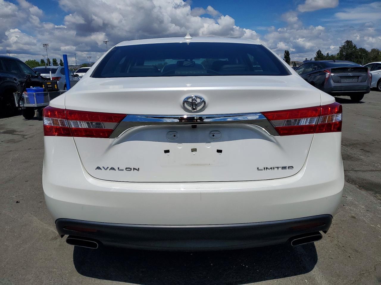 Toyota Avalon Limited