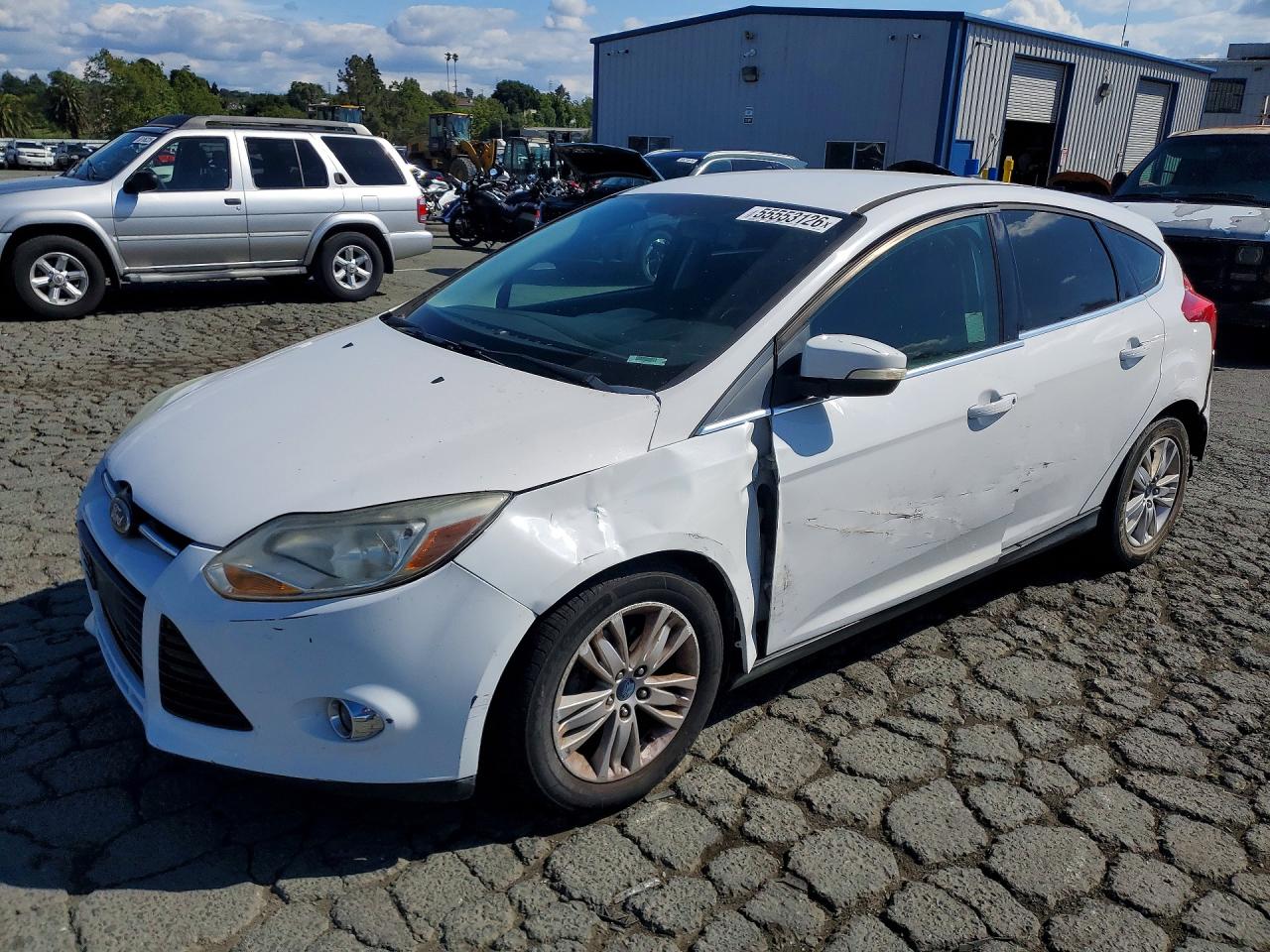 Salvage Ford Focus Image
