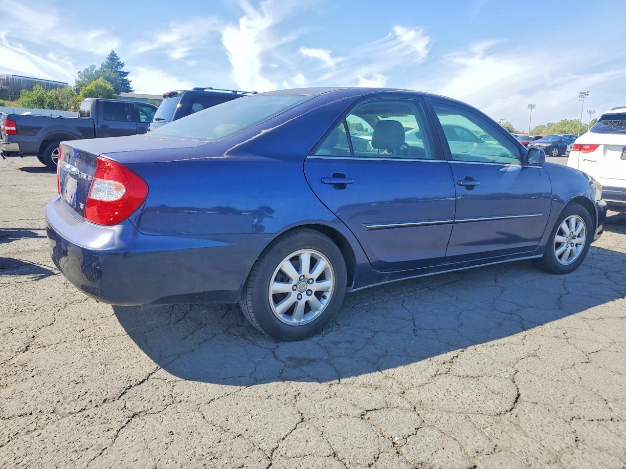 Toyota Camry Xle V6