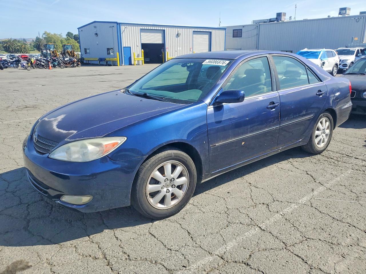 Salvage Toyota Camry Image