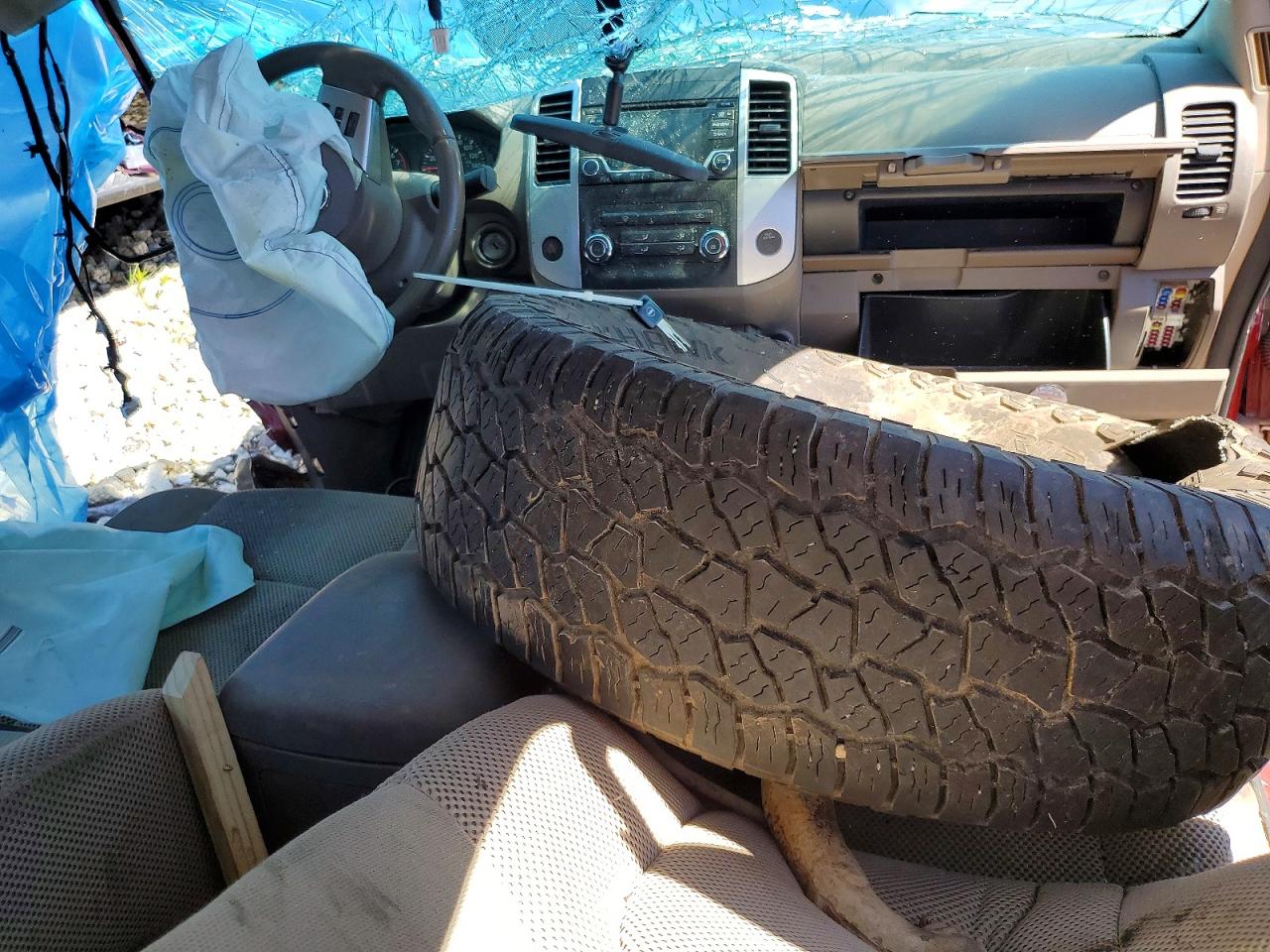 Nissan Frontier Sv