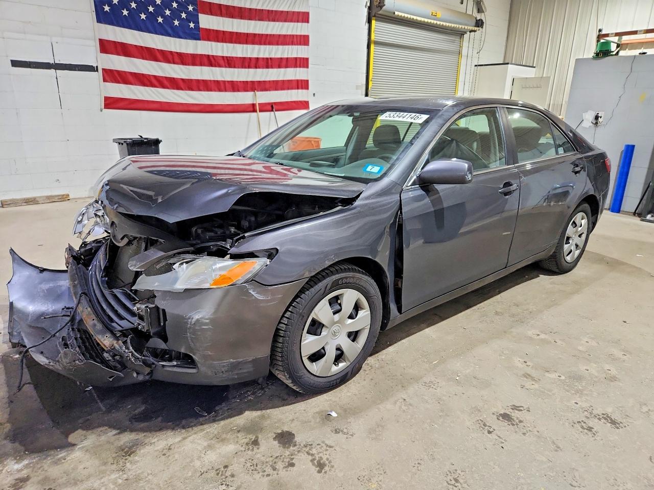 Salvage Toyota Camry Image