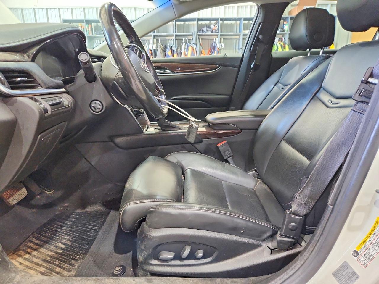 Cadillac XTS Premium Collection