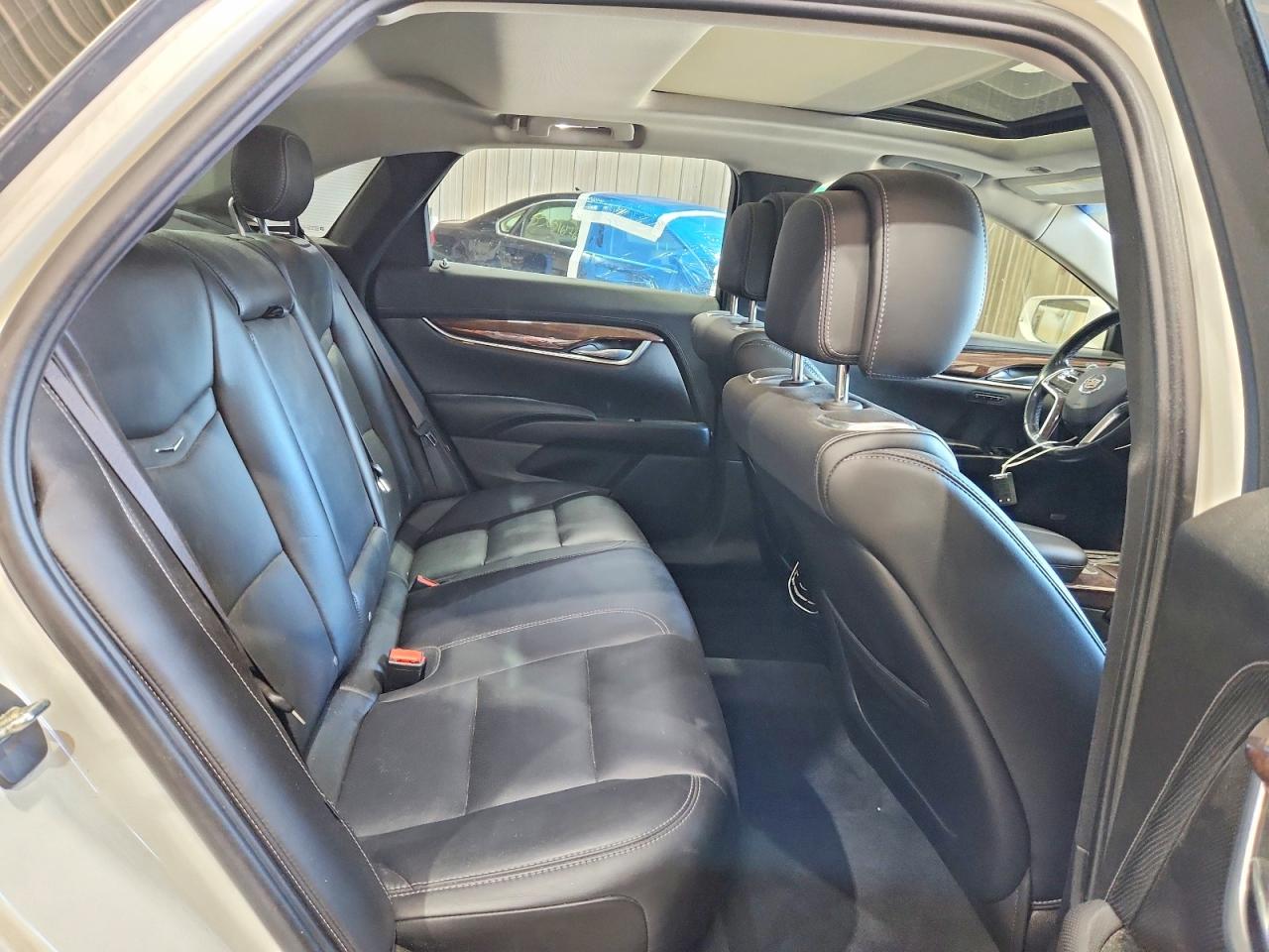 Cadillac XTS Premium Collection