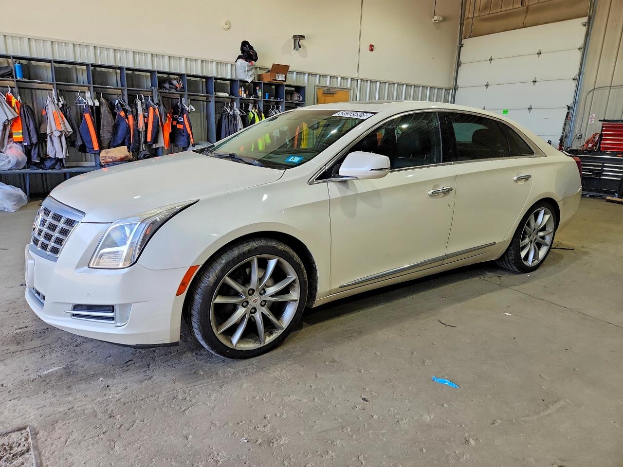 Salvage Cadillac XTS Image