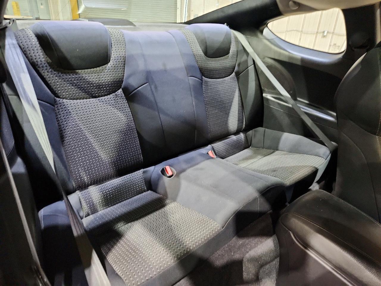 Hyundai Genesis 2.0t