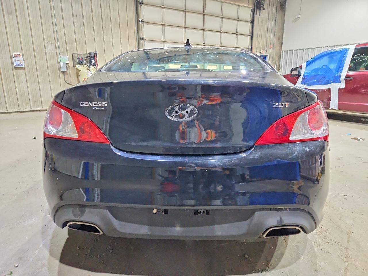 Hyundai Genesis 2.0t