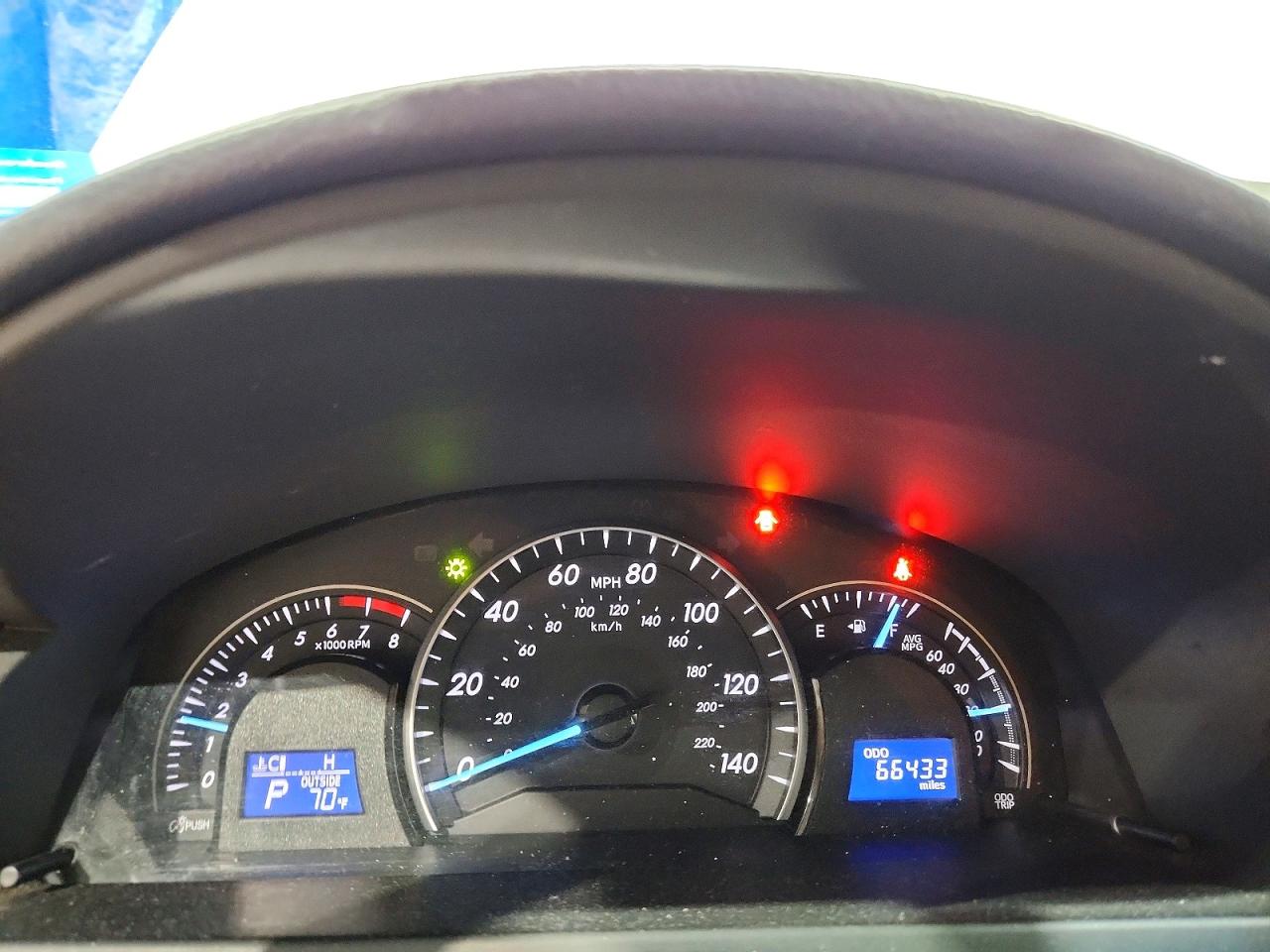 Toyota Camry Le