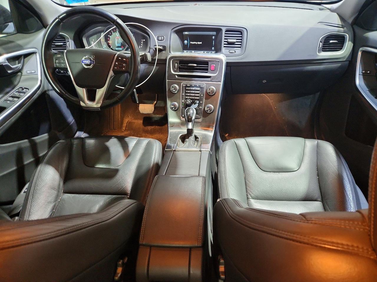 Volvo S60 T5
