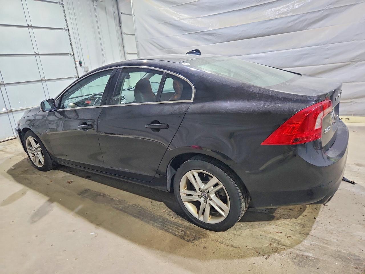 Volvo S60 T5