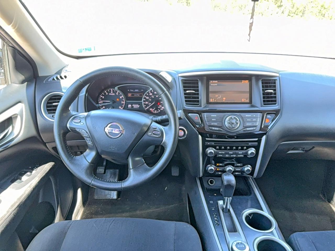 Nissan Pathfinder S