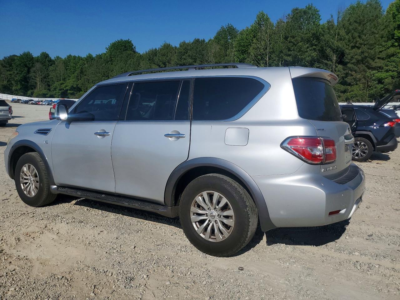 Nissan Armada Sv