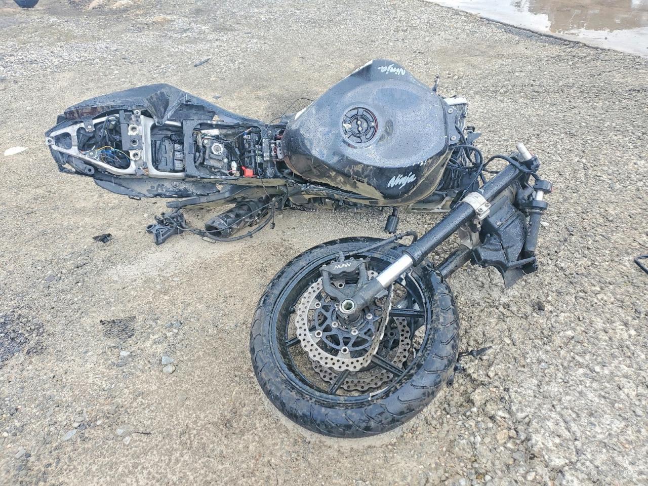 Salvage Kawasaki Ninja 600 Image