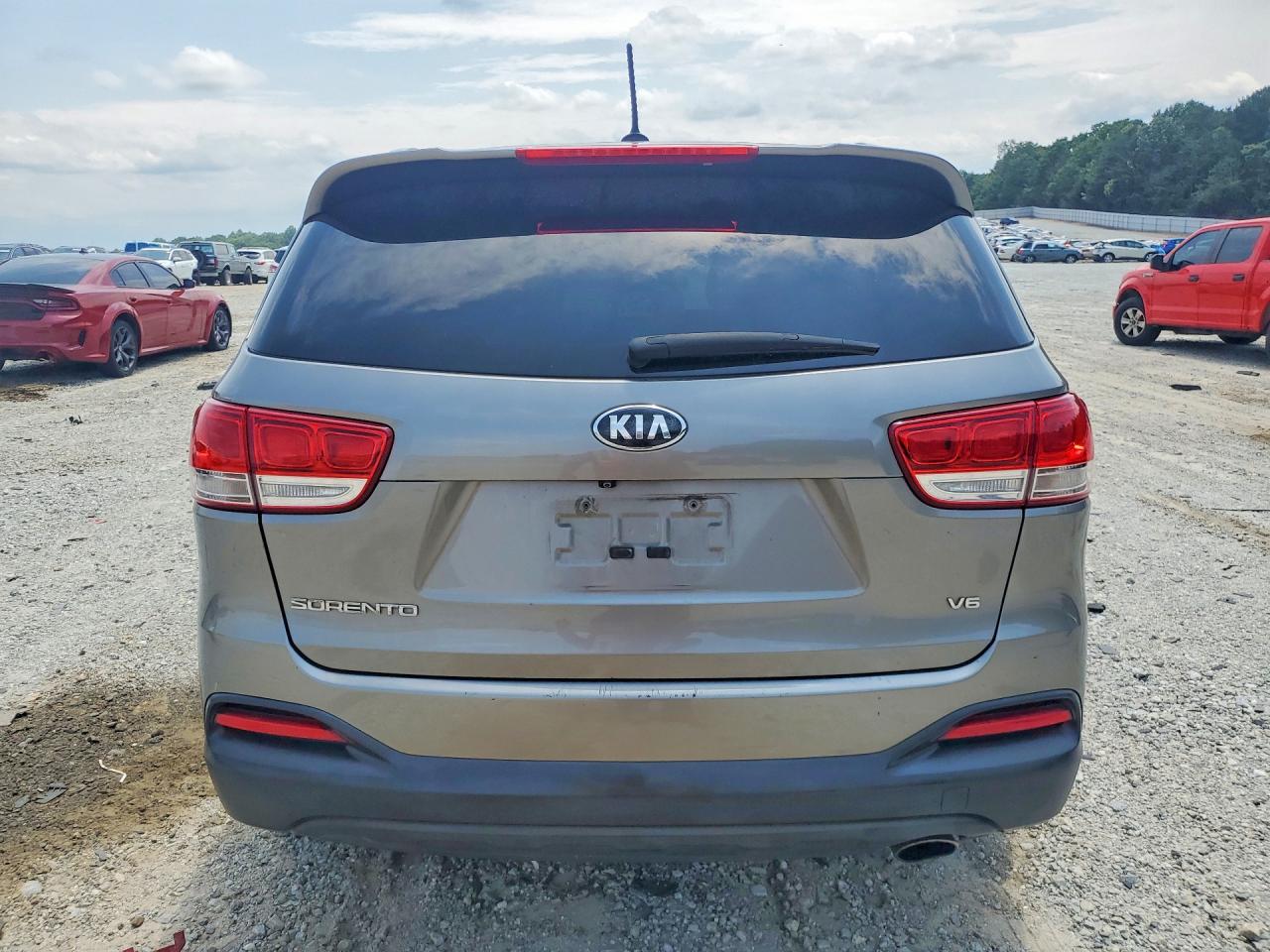 Kia Sorento Lx V6