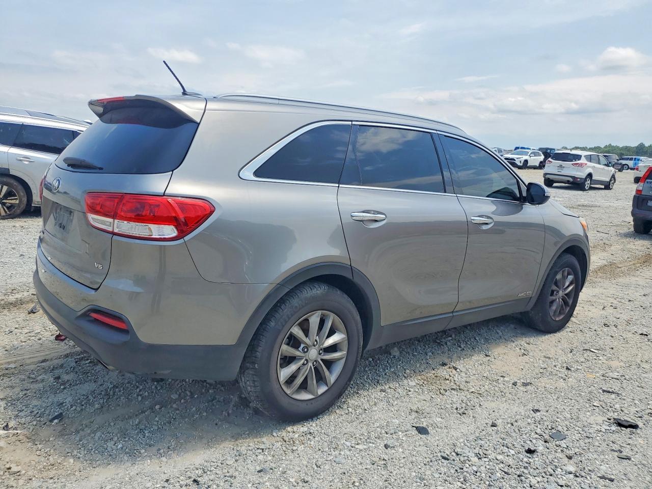 Kia Sorento Lx V6