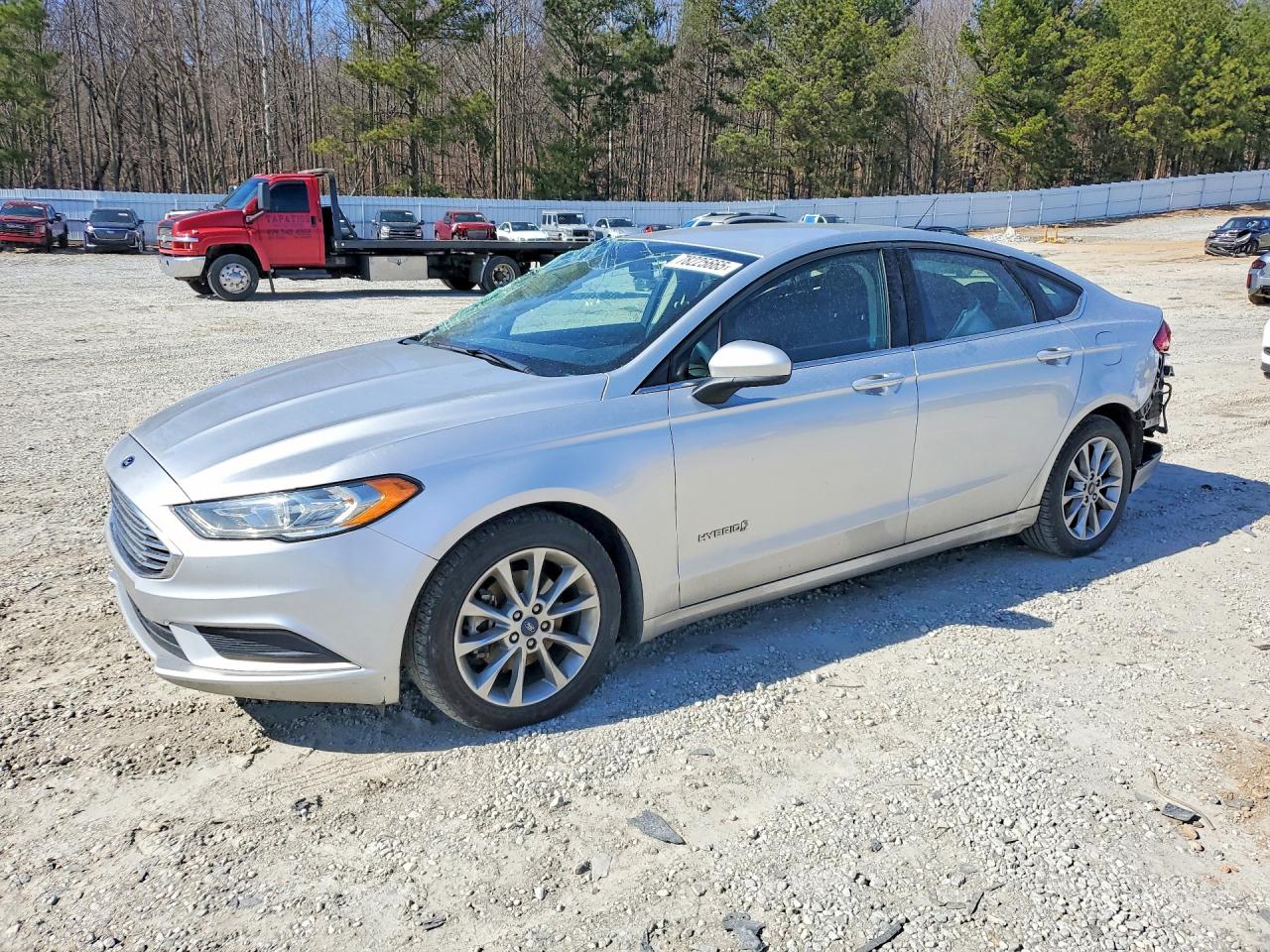 Salvage Ford Fusion Image