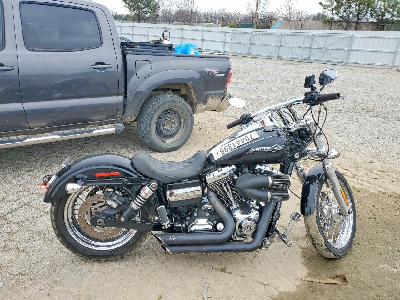 Salvage Harley-Davidson Fx Image