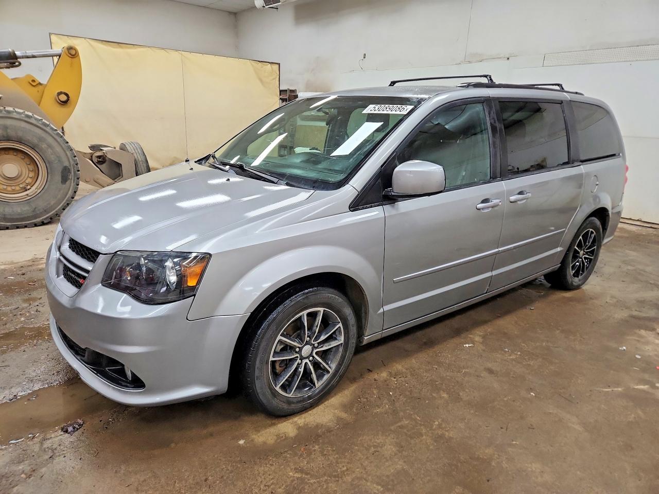 Salvage Dodge Caravan Image