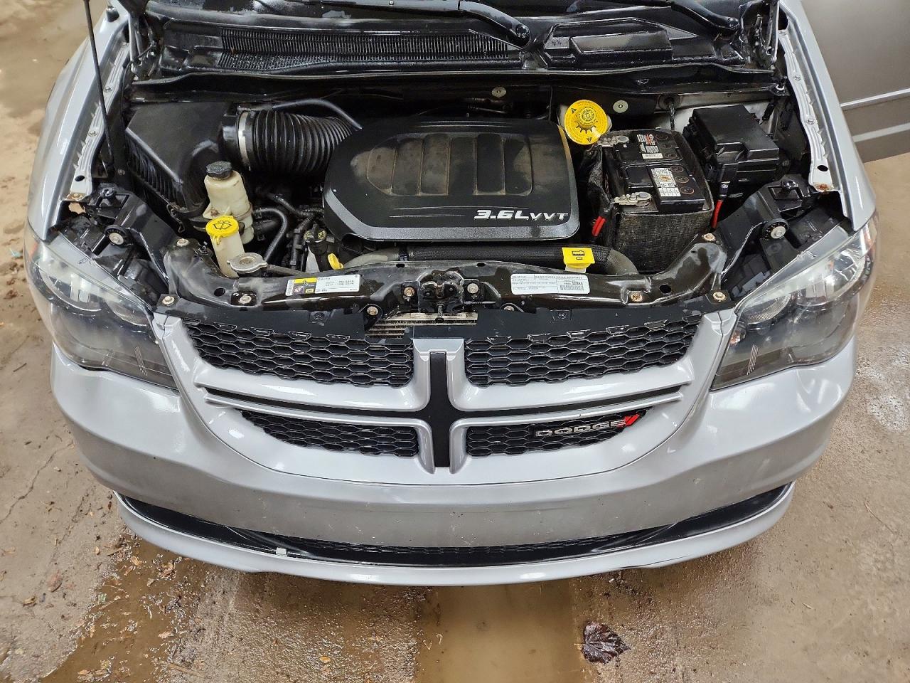 Dodge Caravan R
