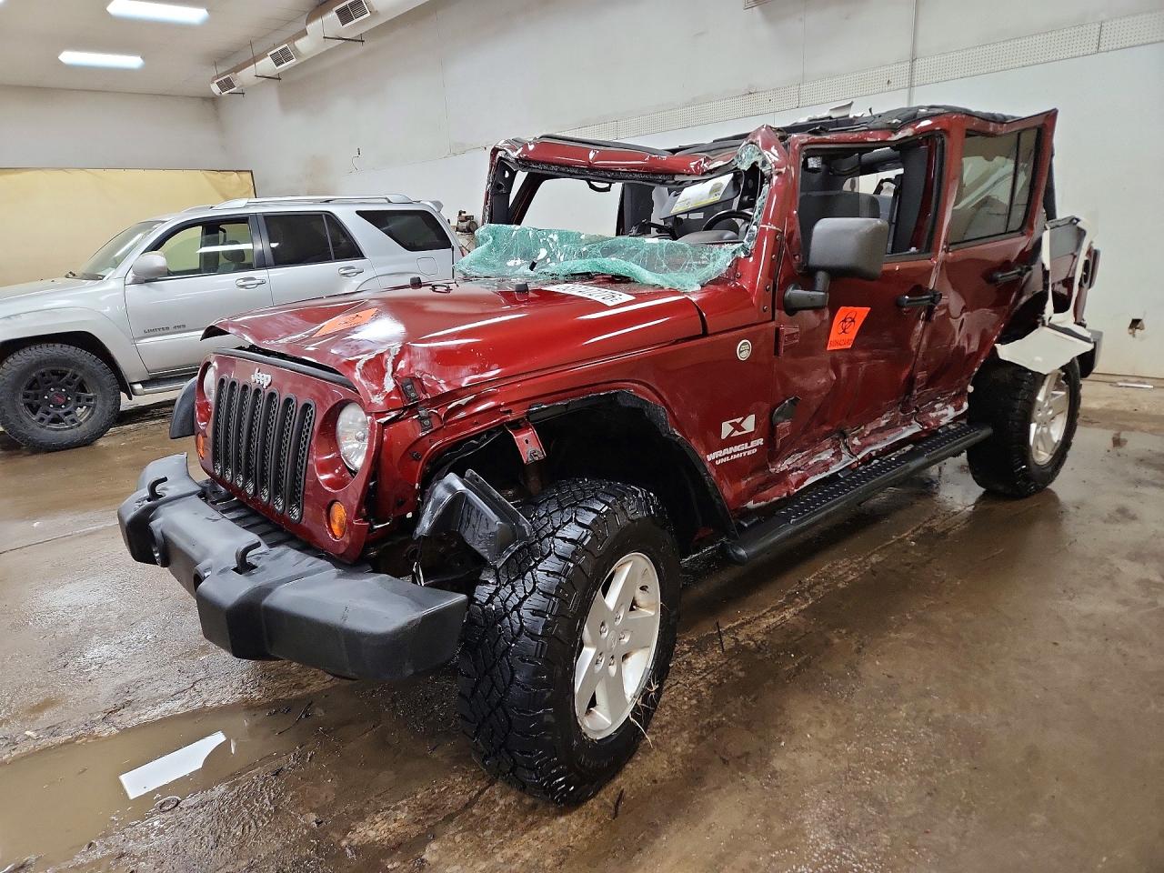 Salvage Jeep Wrangler Image