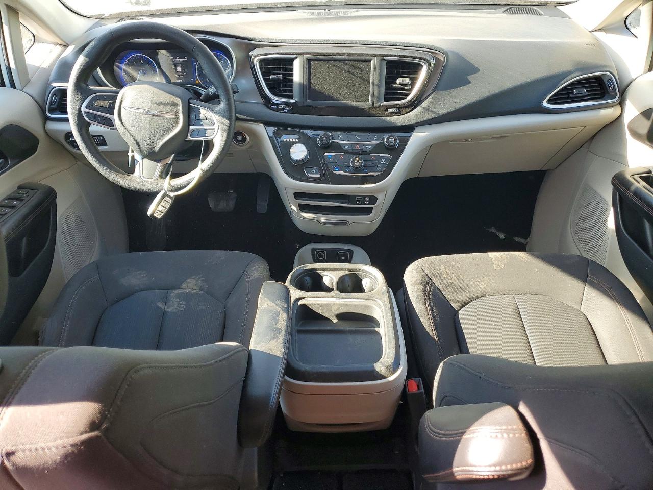 Chrysler Pacifica Touring