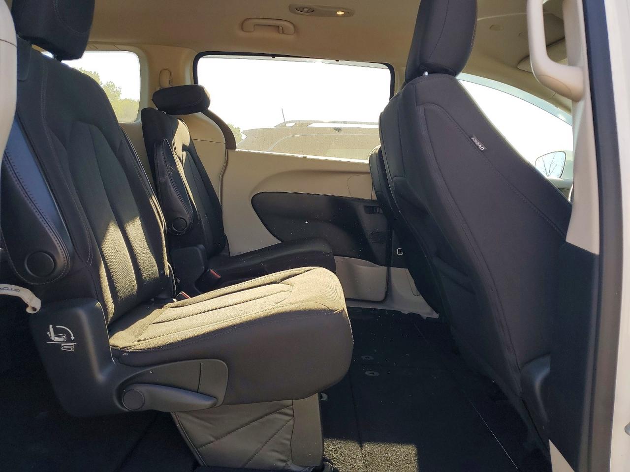 Chrysler Pacifica Touring