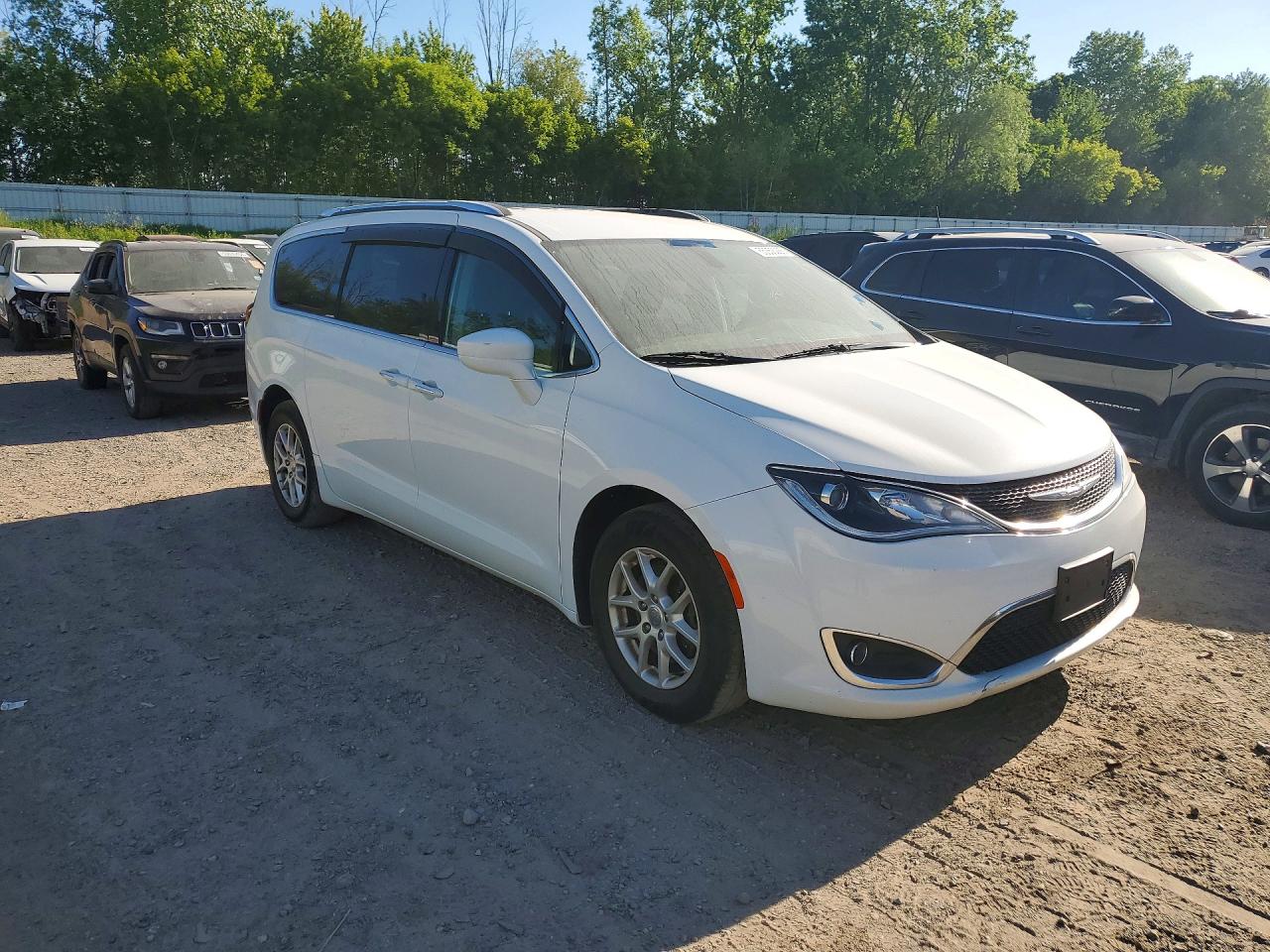 Chrysler Pacifica Touring
