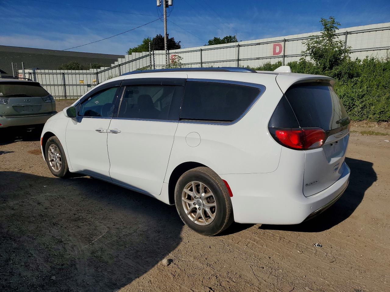Chrysler Pacifica Touring