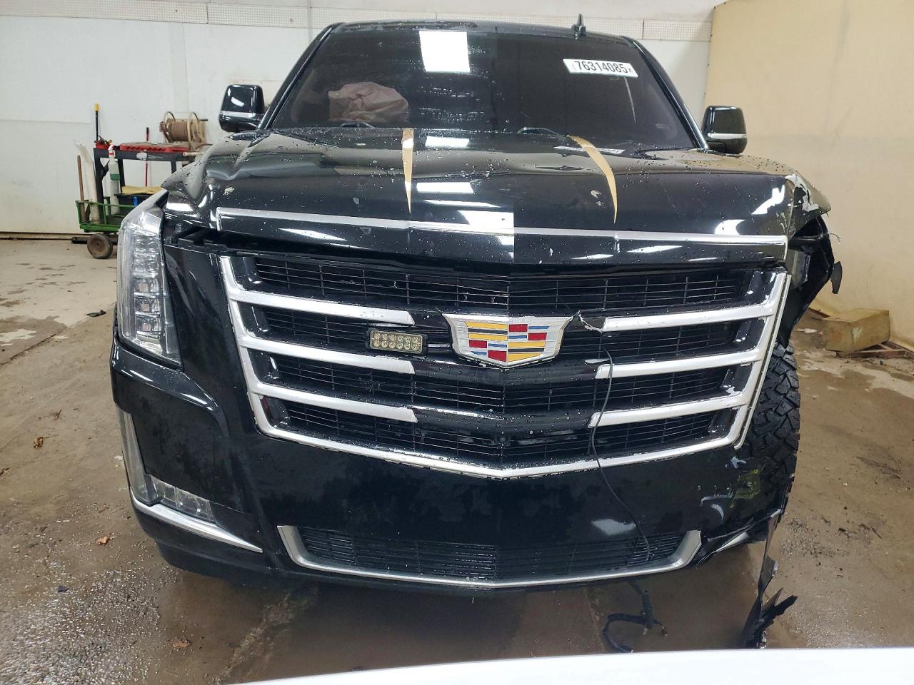 Cadillac Escalade Luxury