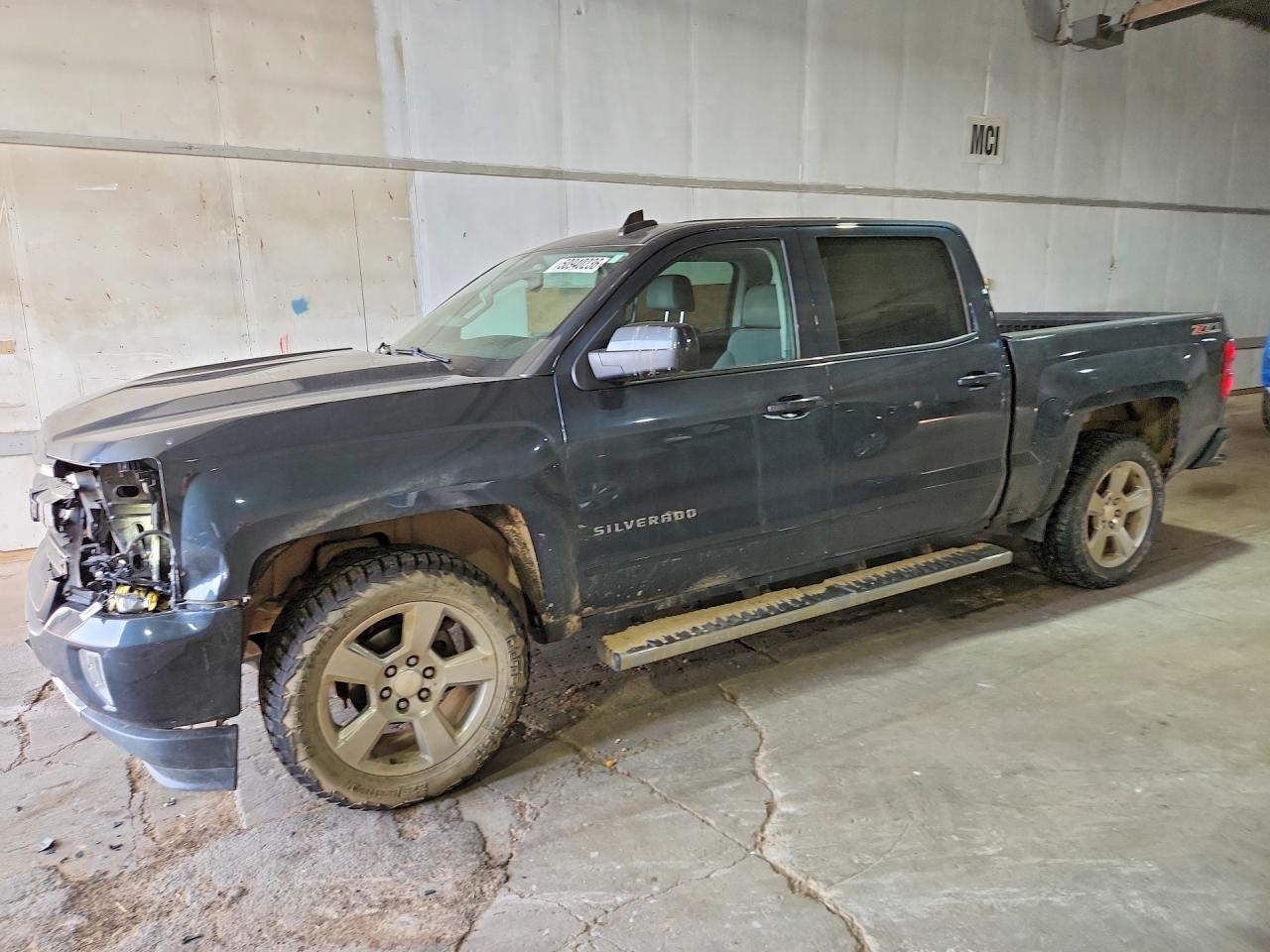 Salvage Chevrolet Silverado Image