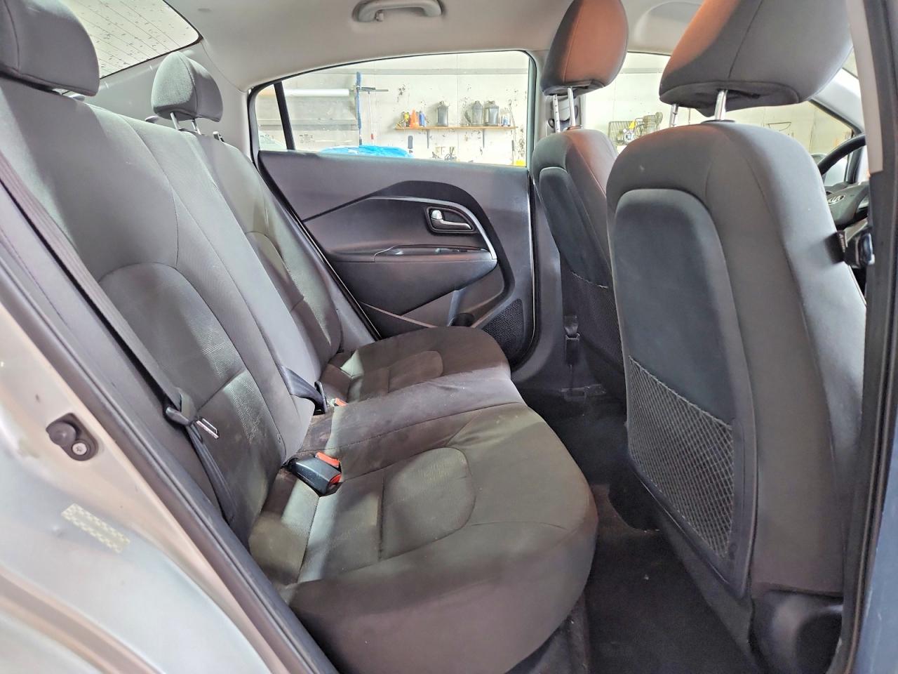 Kia Rio Lx