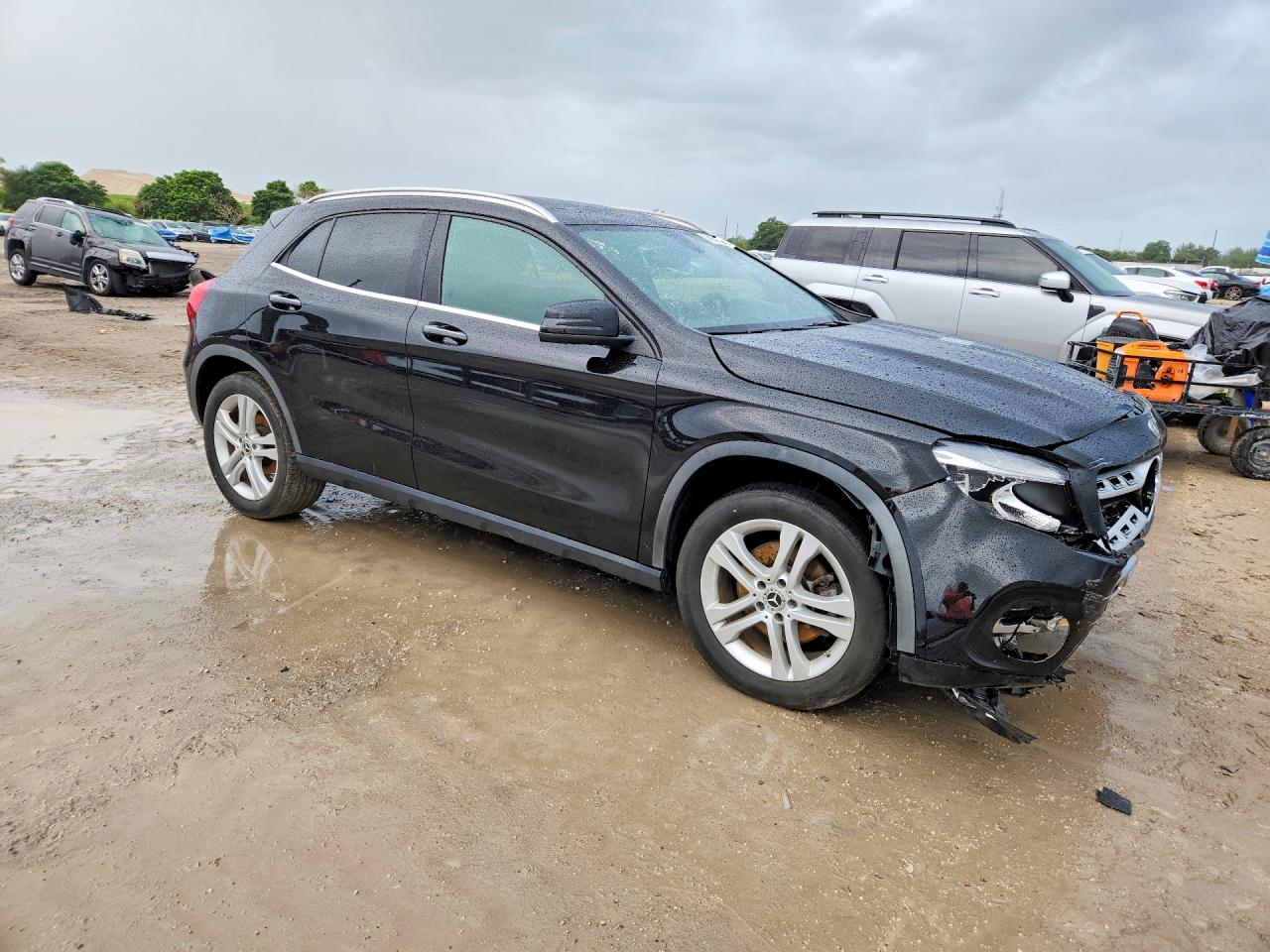 Mercedes-Benz GLA 250 4matic