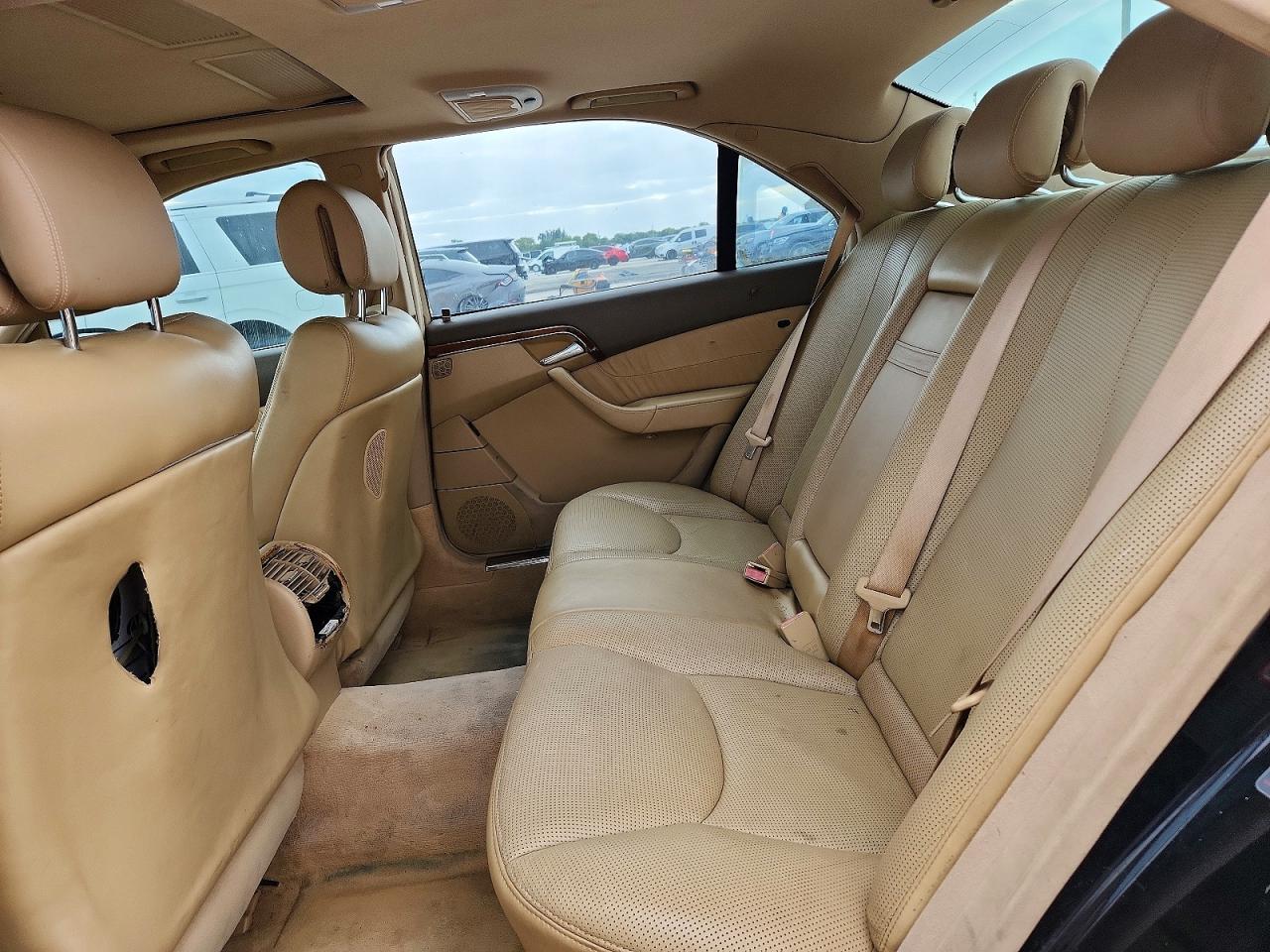 Mercedes-Benz S-Class 500