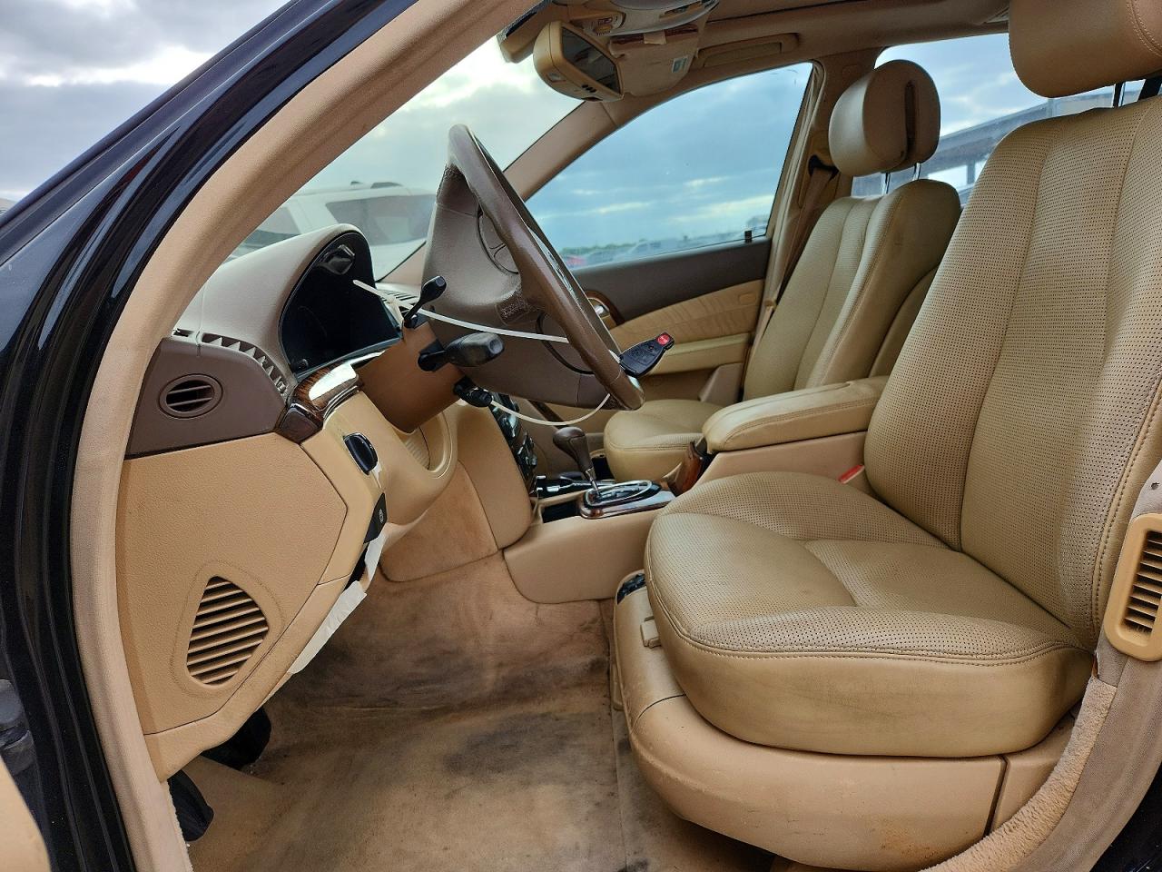 Mercedes-Benz S-Class 500