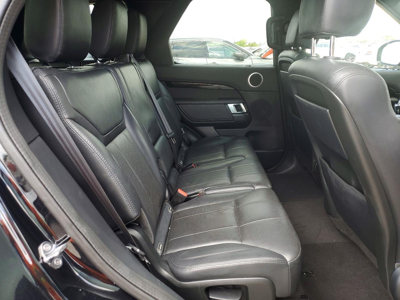 Land Rover Discovery Se