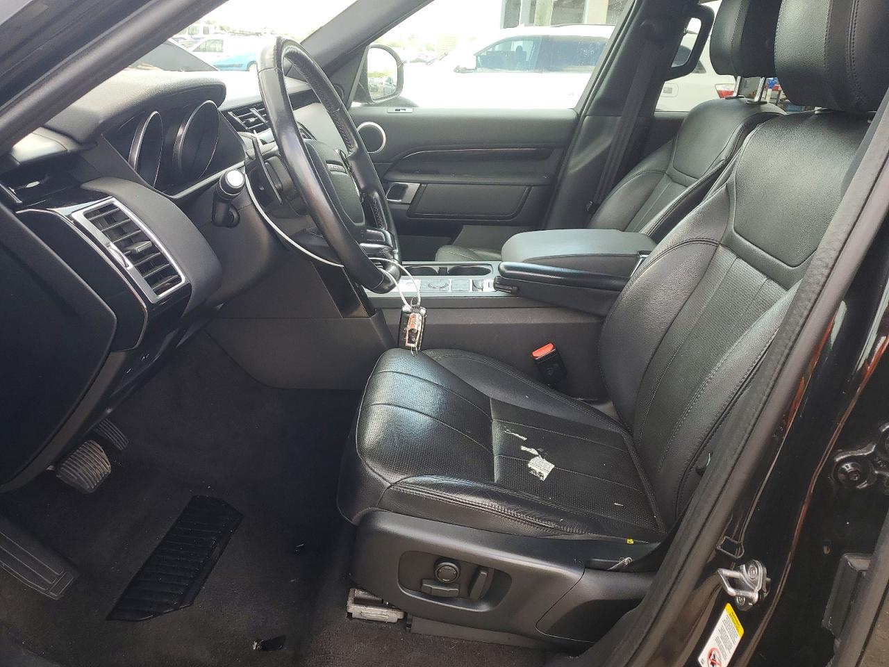Land Rover Discovery Se